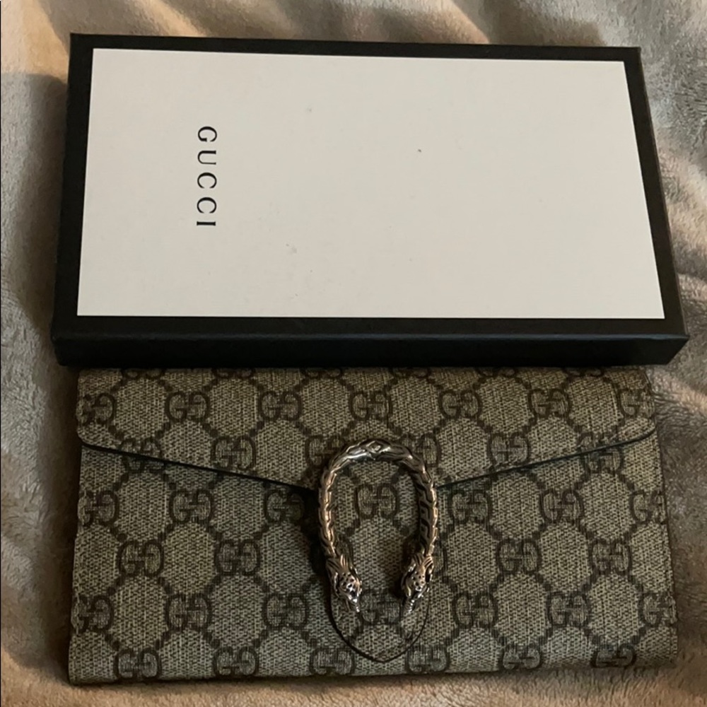 GUCCI GG Supreme Dionysus Clutch Chain Wallet